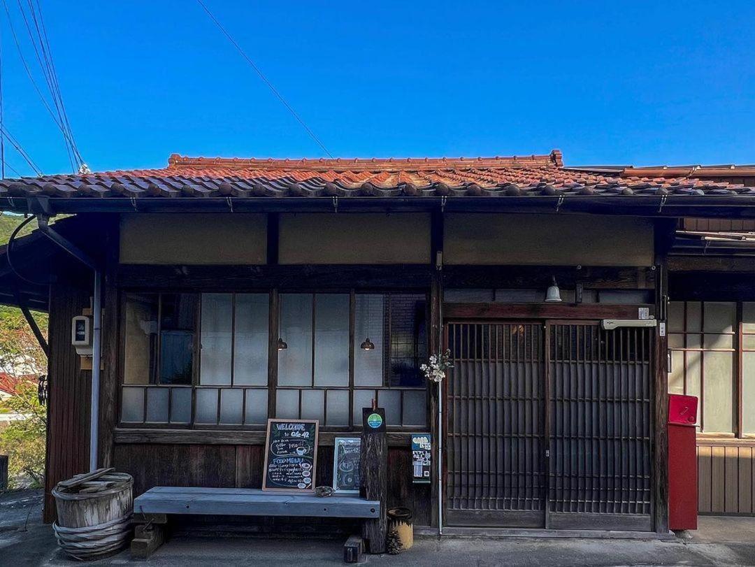 ゲストハウス　にじゅうよん Sakashita ภายนอก รูปภาพ