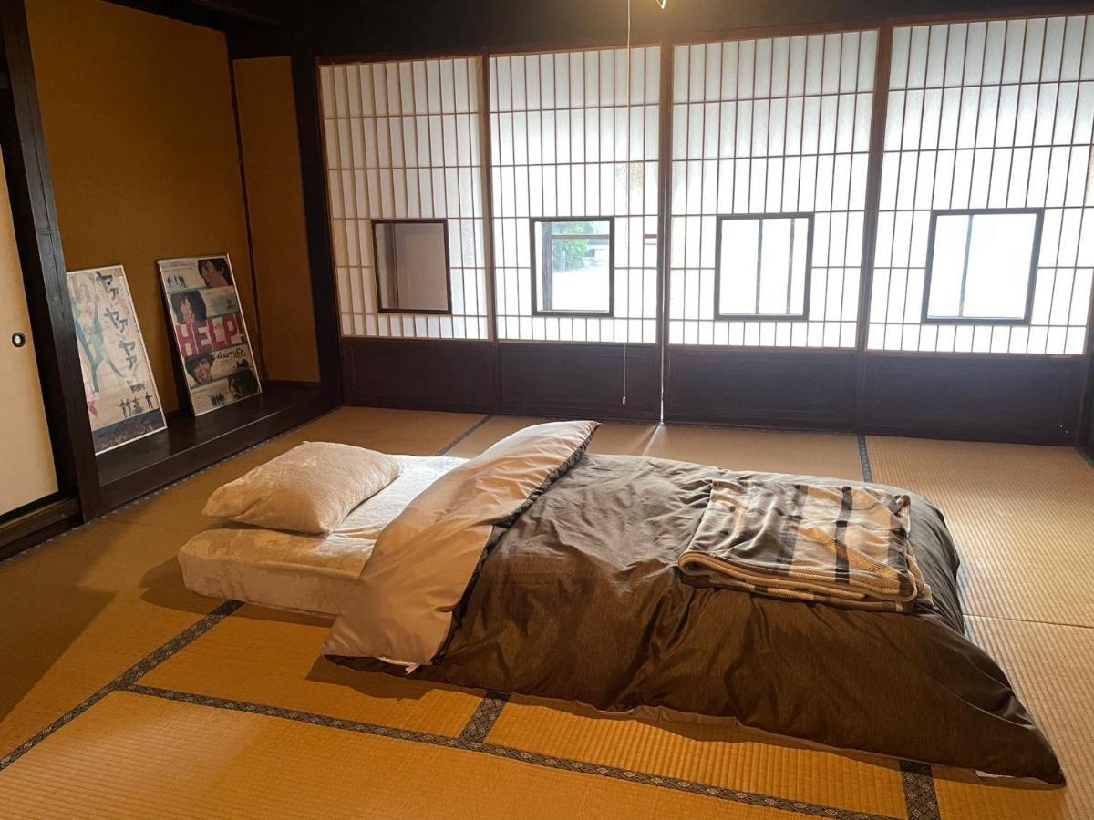 ゲストハウス　にじゅうよん Sakashita ภายนอก รูปภาพ